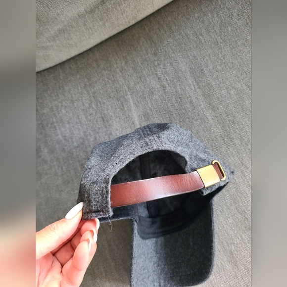 Abercrombie baseball cap adjustable grey - Picture 2 of 3